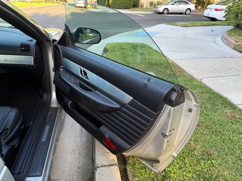 Used 2004 Ford Thunderbird image 8