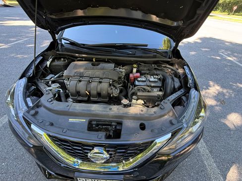 Used 2016 Nissan Sentra SL w/ Technology Package FWD image 12