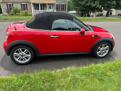 Used 2014 MINI Cooper Roadster FWD image 9