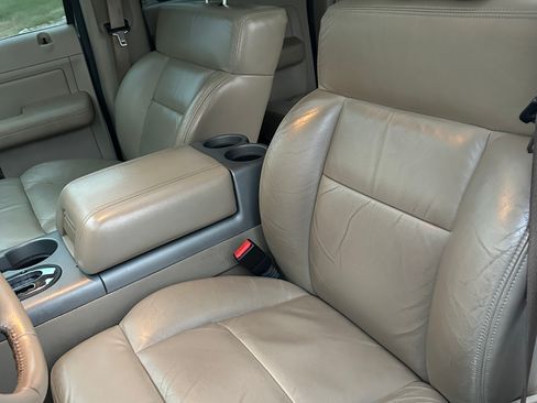 Used 2008 Ford F150 Lariat image 11