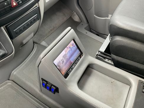 Used 2008 Dodge Sprinter 2500 image 10