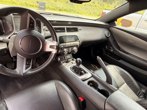 Used 2011 Chevrolet Camaro SS w/ RS Package RWD image 5