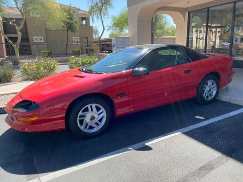 Used 1993 Chevrolet Camaro Z28 image 1