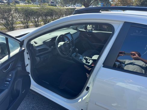 Used 2025 Subaru Crosstrek 2.5i Limited image 2