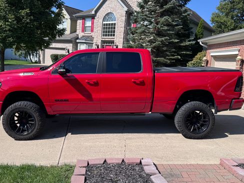 Used 2021 RAM 1500 Big Horn AWD/4WD image 9