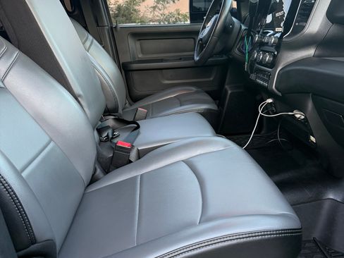 Used 2023 RAM 3500 Tradesman w/ Convenience Group image 8