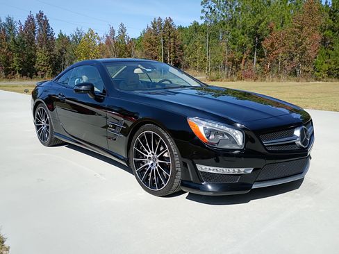 Used 2013 Mercedes-Benz SL 63 AMG image 9