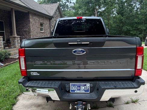 Used 2020 Ford F250 Lariat w/ Lariat Ultimate Package AWD/4WD image 6