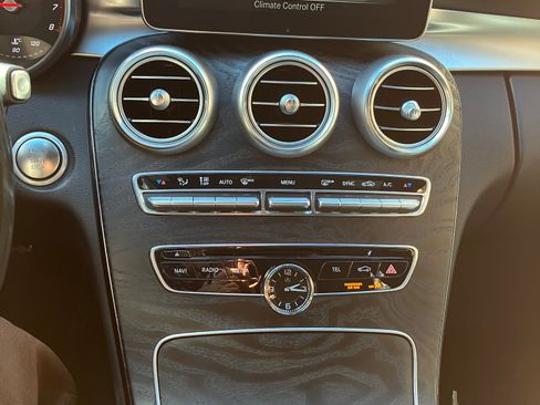 Used 2016 Mercedes-Benz C 300 4MATIC Sedan image 5