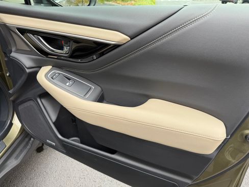 Used 2021 Subaru Outback Limited image 10