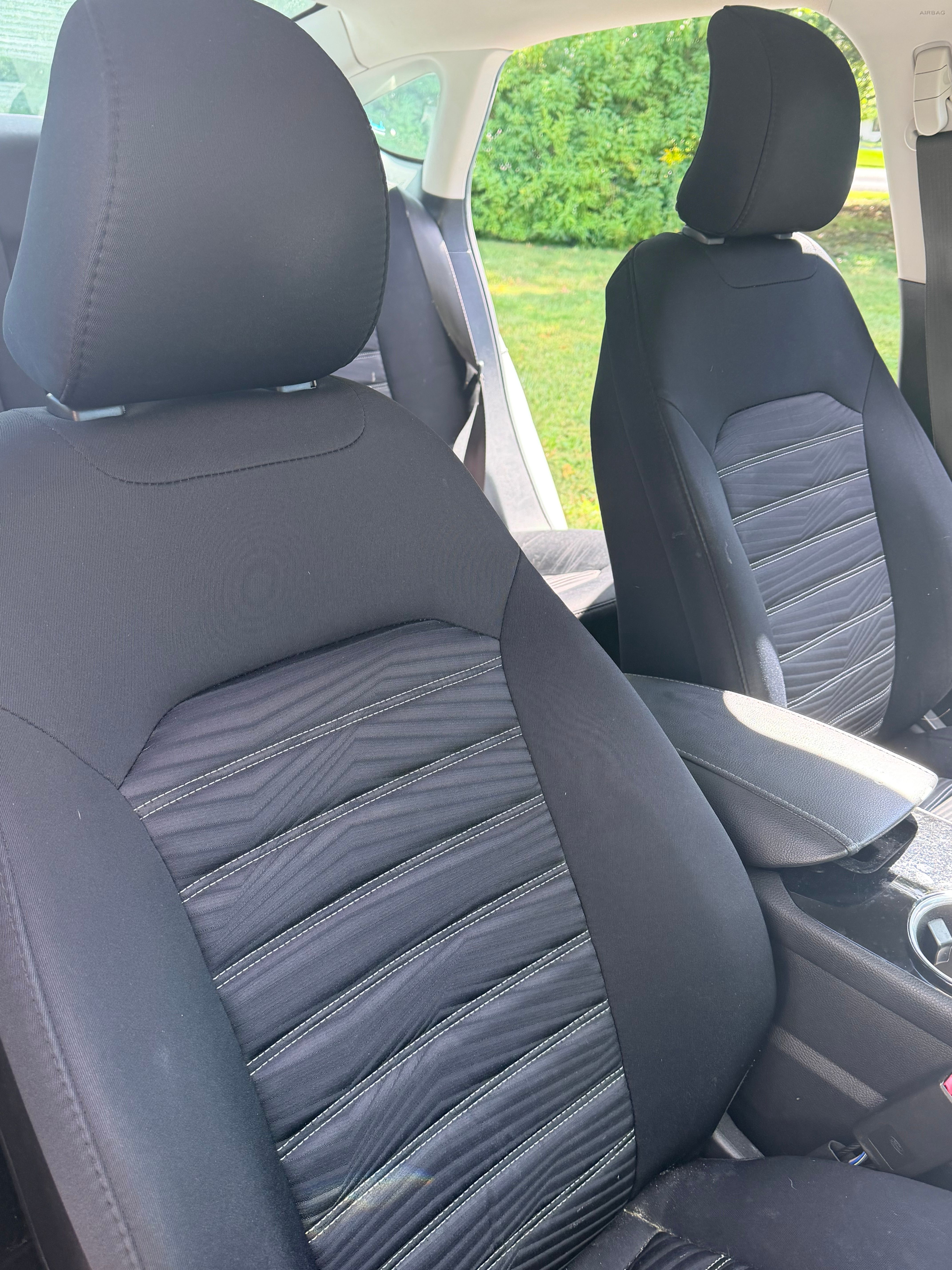 Used 2016 Ford Fusion SE FWD image 9