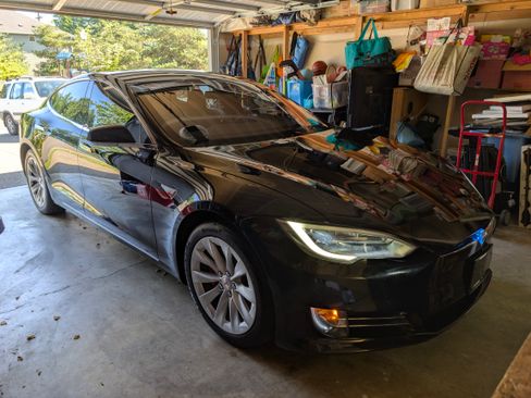 Used 2016 Tesla Model S P90D image 12