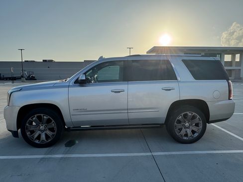 Used 2016 GMC Yukon Denali w/ Open Road Package RWD image 5