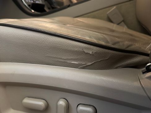 Used 2014 Lincoln MKX FWD w/ Equipment Group 101A image 14