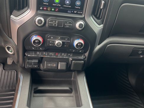 Used 2021 GMC Sierra 1500 Elevation w/ Preferred Package image 11