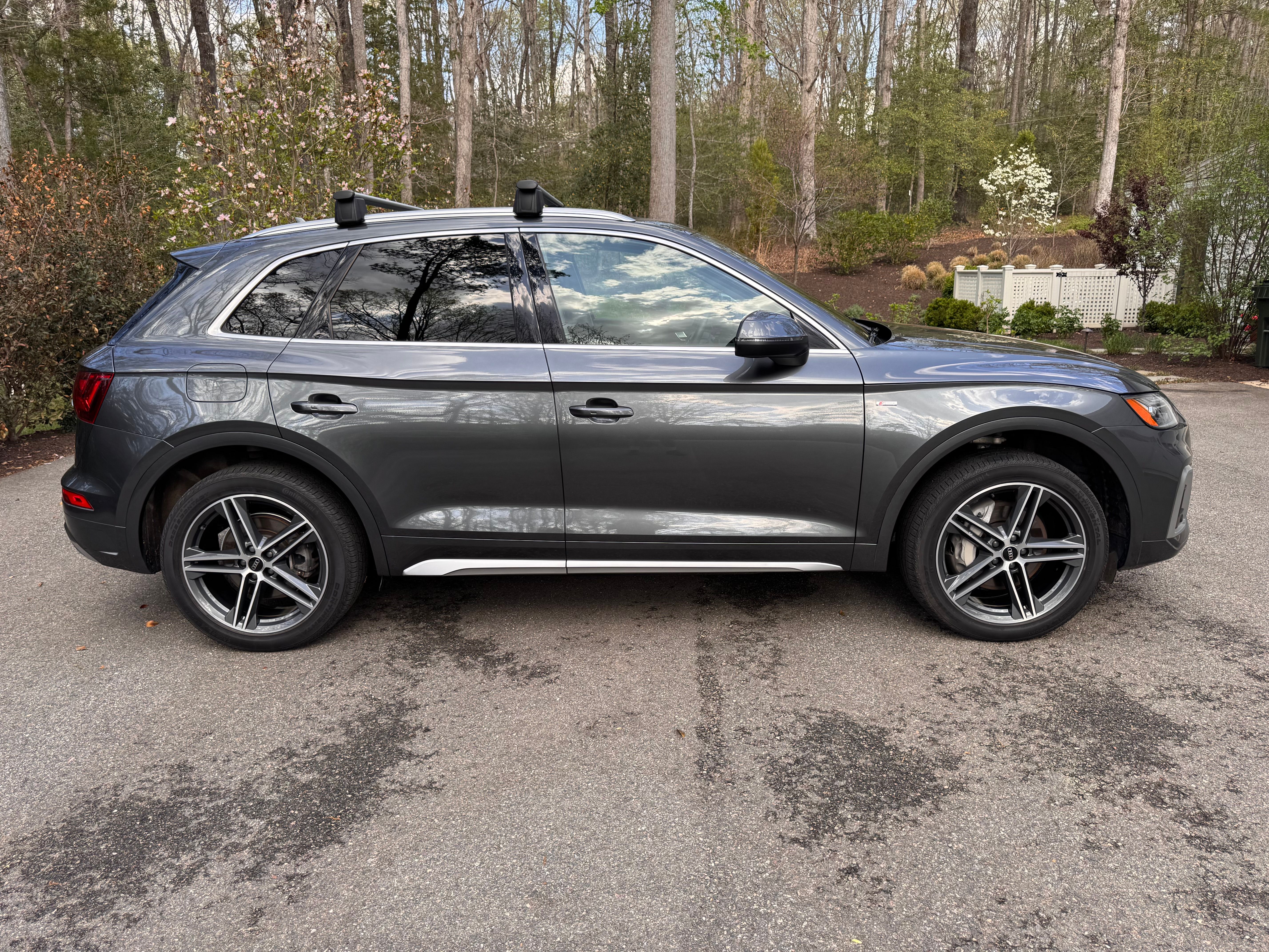 Used 2021 Audi Q5 e Premium Plus w/ Premium Plus Package AWD/4WD image 9