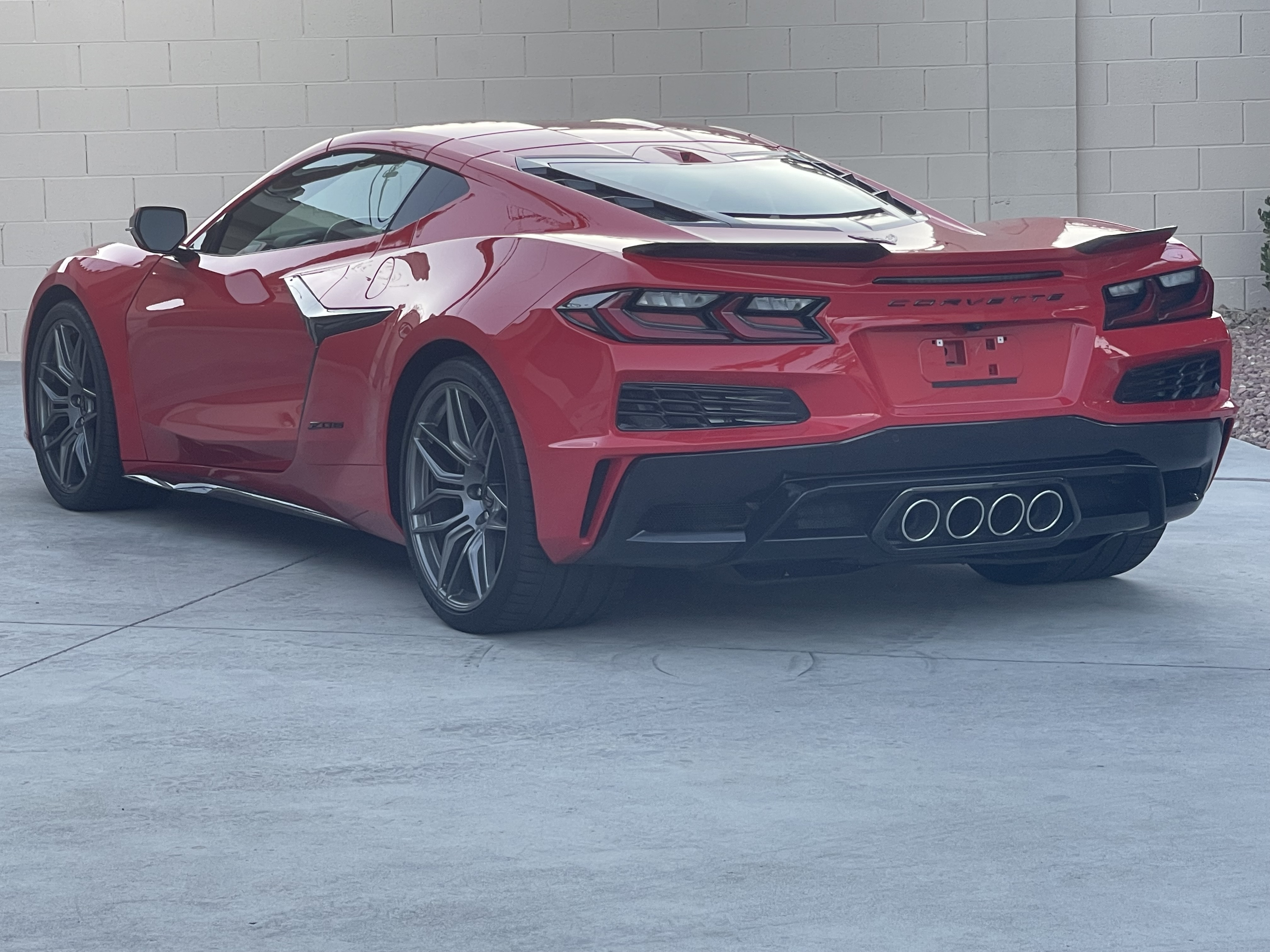 Used 2023 Chevrolet Corvette Z06 RWD image 31