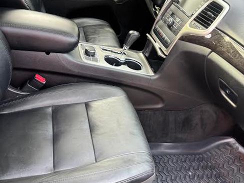 Used 2013 Jeep Grand Cherokee Laredo image 4