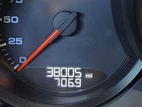 Used 2018 Porsche 718 Cayman S image 6