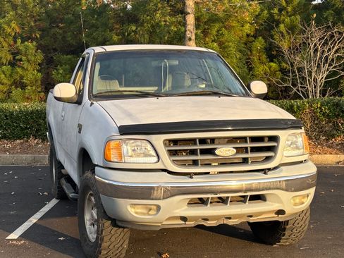 Used 1997 Ford F150 4x4 Regular Cab image 1