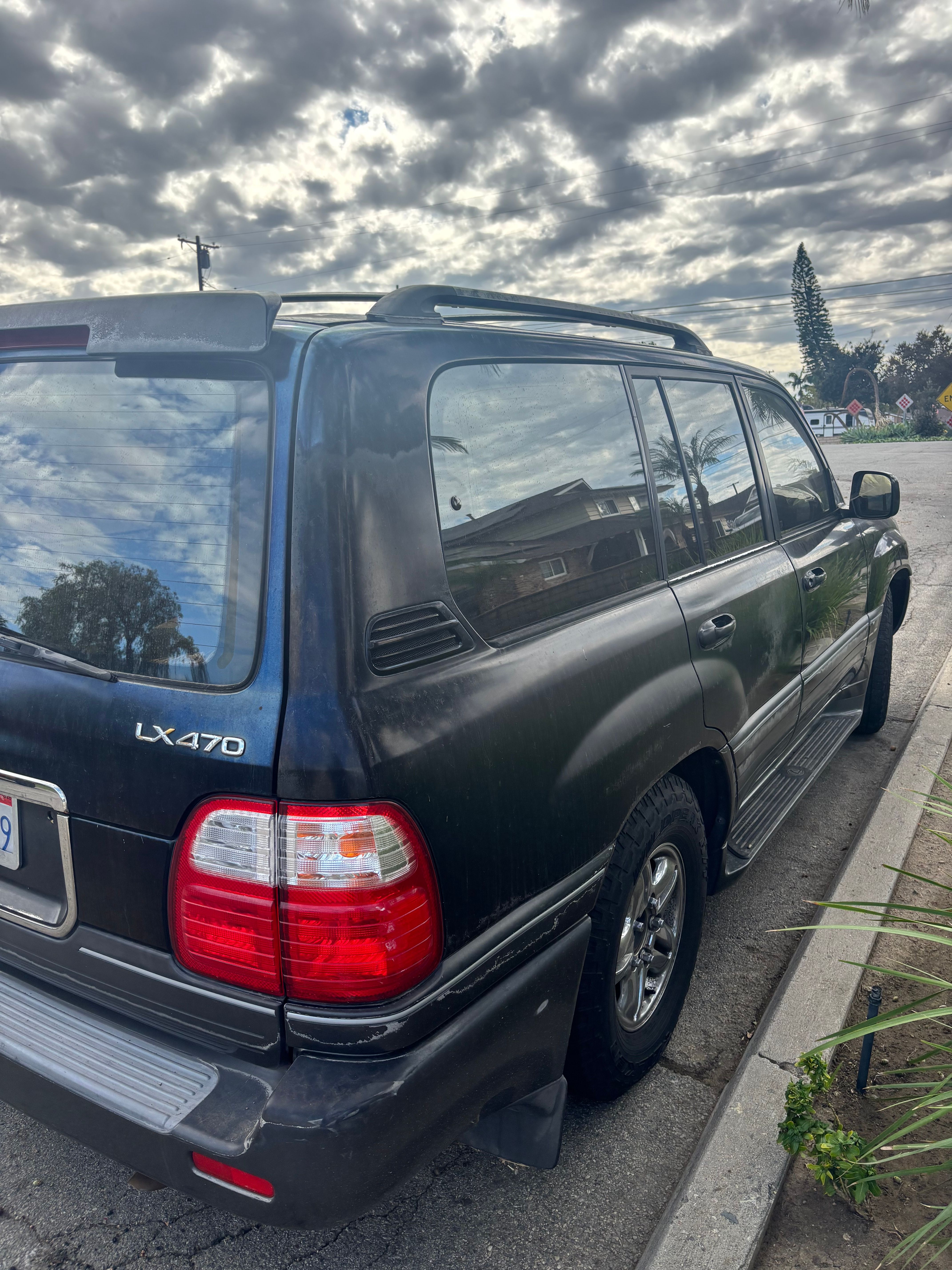 Used 2002 Lexus LX 470 4WD image 5