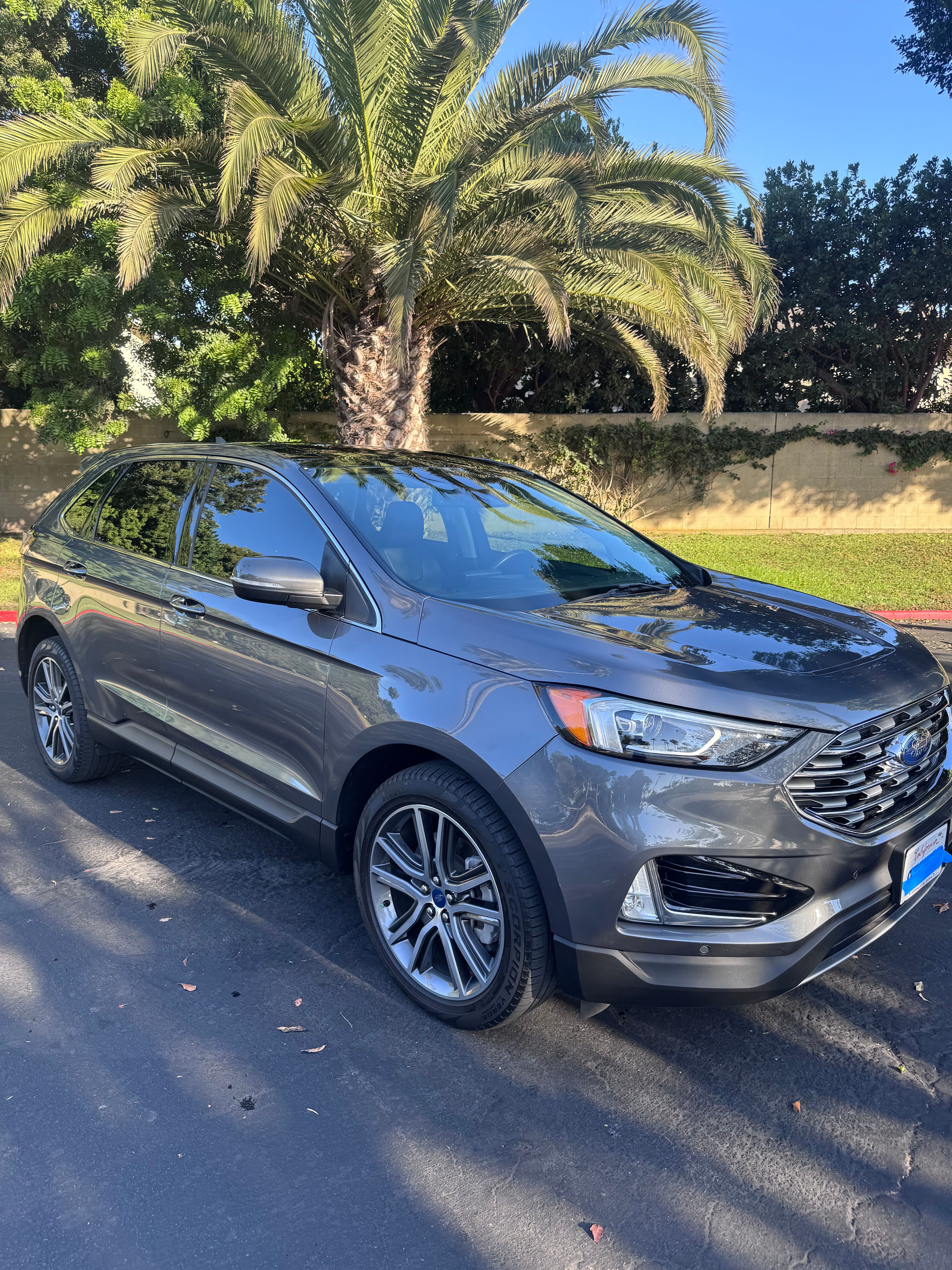 Used 2021 Ford Edge Titanium AWD/4WD image 5