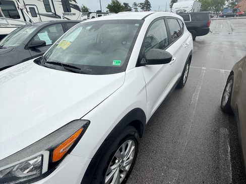 Used 2019 Hyundai Tucson SE w/ Cargo Package AWD/4WD image 6