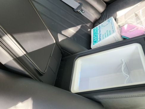 Used 2011 Hyundai Equus Ultimate image 24