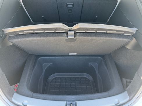 Used 2022 Tesla Model Y Performance image 14