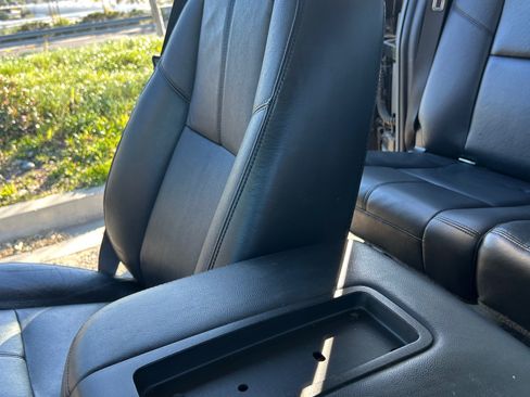 Used 2010 Chevrolet Silverado 1500 LTZ w/ Max Trailering Pack image 19