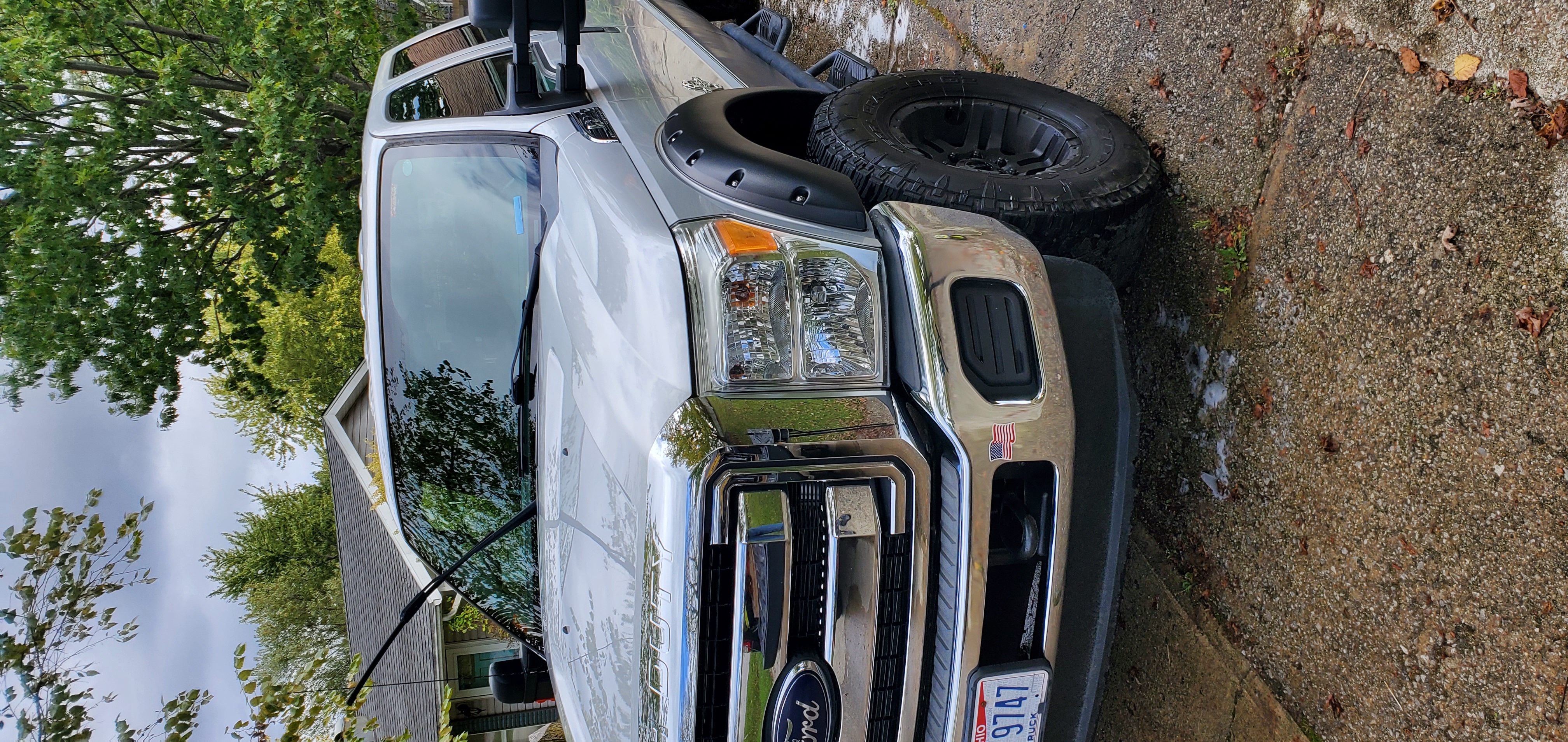 Used 2012 Ford F250 XLT AWD/4WD image 1