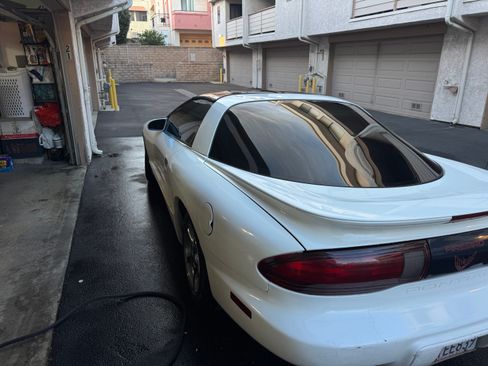 Used 1997 Pontiac Firebird Coupe RWD image 10