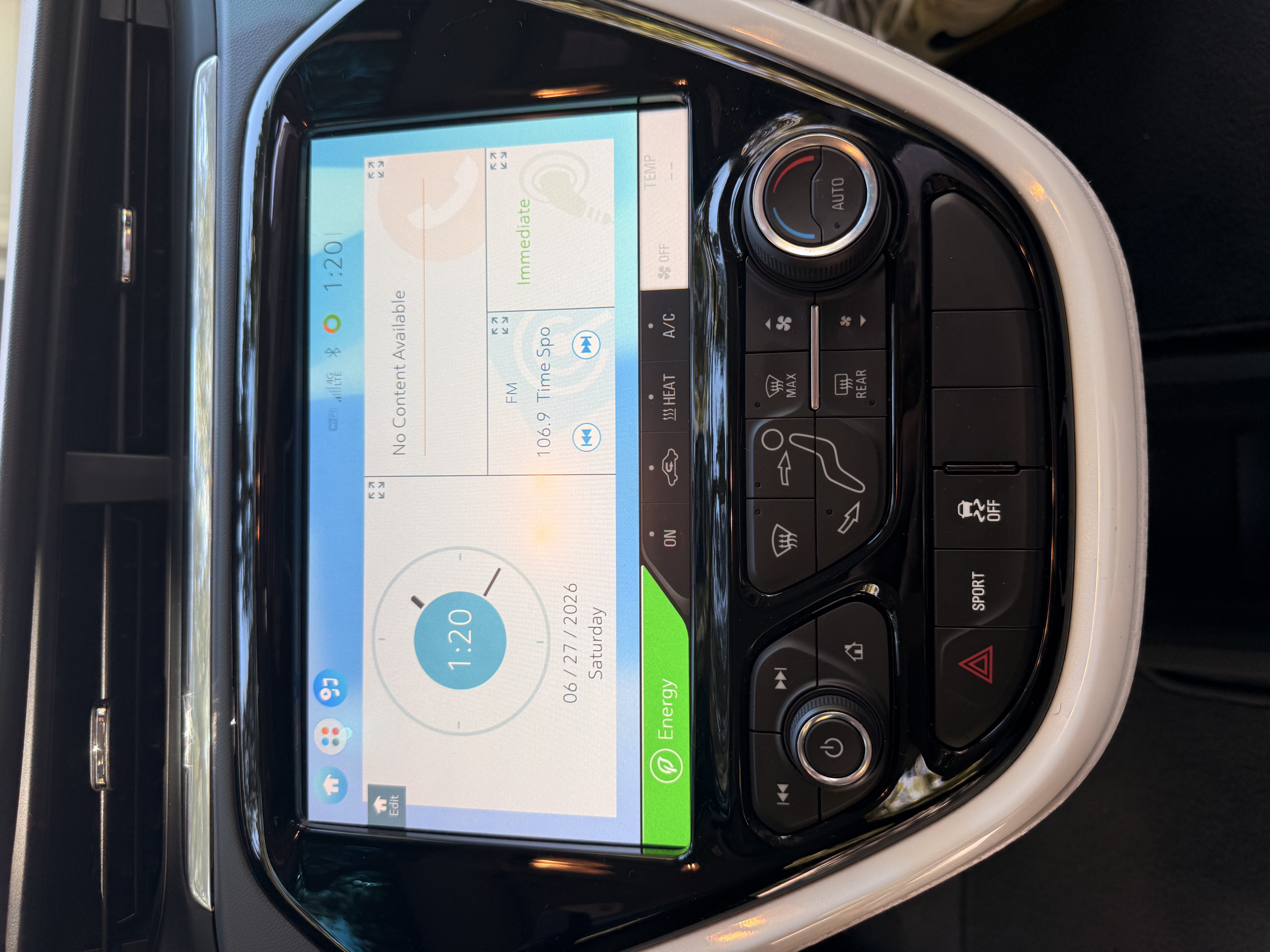 Used 2019 Chevrolet Bolt LT FWD image 11
