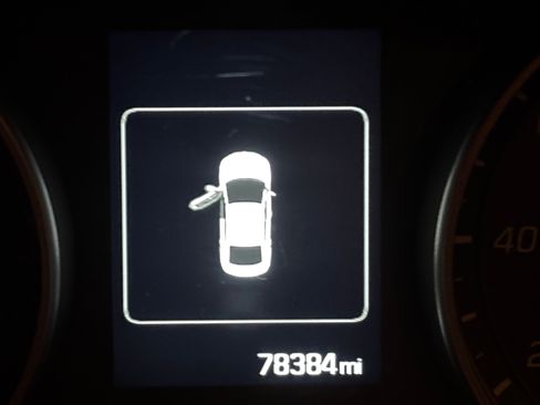 Used 2018 Hyundai Elantra Sport image 12