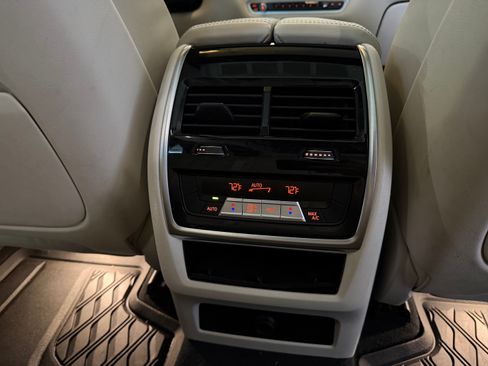 Used 2020 BMW X5 M50i w/ Executive Package image 30