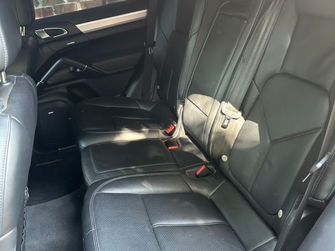 Used 2014 Porsche Cayenne GTS AWD/4WD image 20