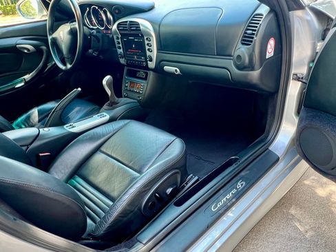 Used 2003 Porsche 911 Carrera 4S image 12