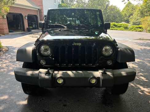 Used 2017 Jeep Wrangler Unlimited Sport w/ Quick Order Package 24S AWD/4WD image 17