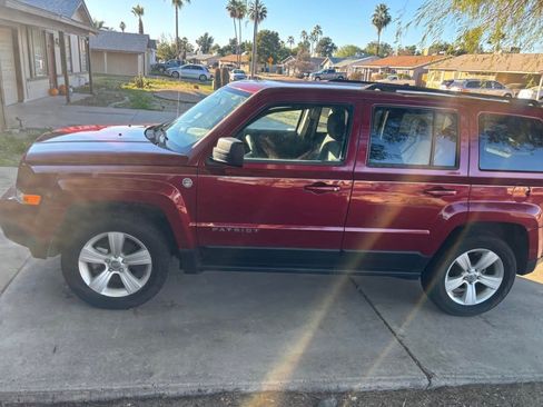 Used 2012 Jeep Patriot Sport w/ PWR Value Group AWD/4WD image 4