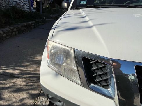 Used 2017 Nissan Frontier S image 11