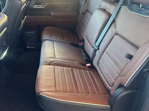 Used 2024 GMC Sierra 1500 Denali Ultimate image 6