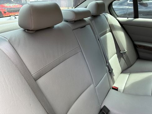 Used 2010 BMW 328i Sedan RWD image 21