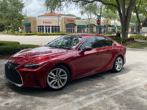 Used 2022 Lexus IS 300 w/ Accessory Package image 9