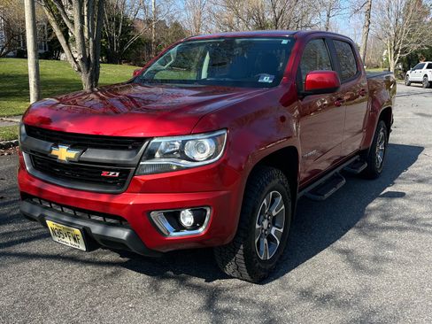 Used 2016 Chevrolet Colorado Z71 image 2