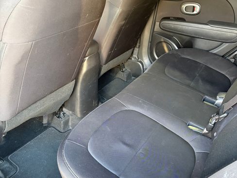 Used 2018 Kia Soul image 13