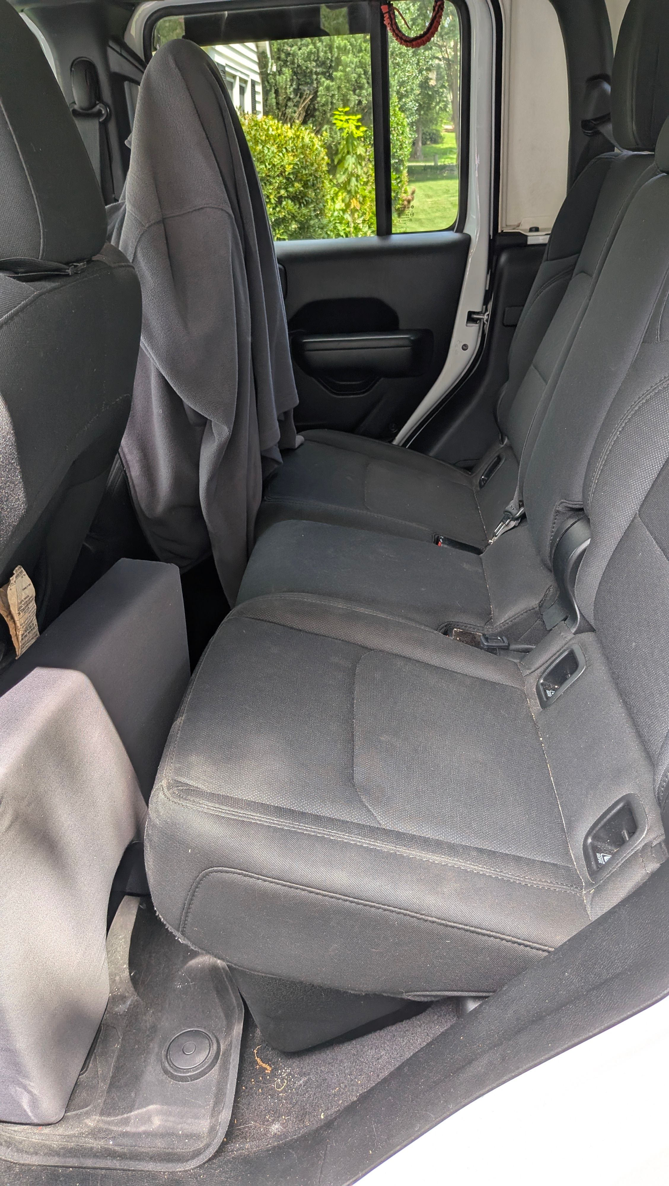 Used 2021 Jeep Gladiator Sport AWD/4WD image 11