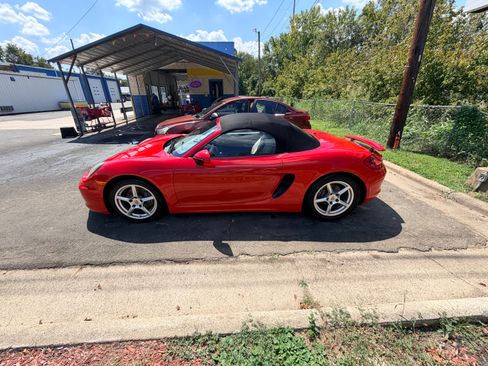 Used 2013 Porsche Boxster RWD image 2