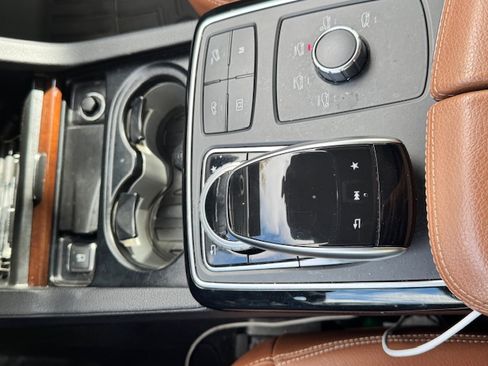 Used 2018 Mercedes-Benz GLS 450 450 4MATIC Sport Utility 4D image 17