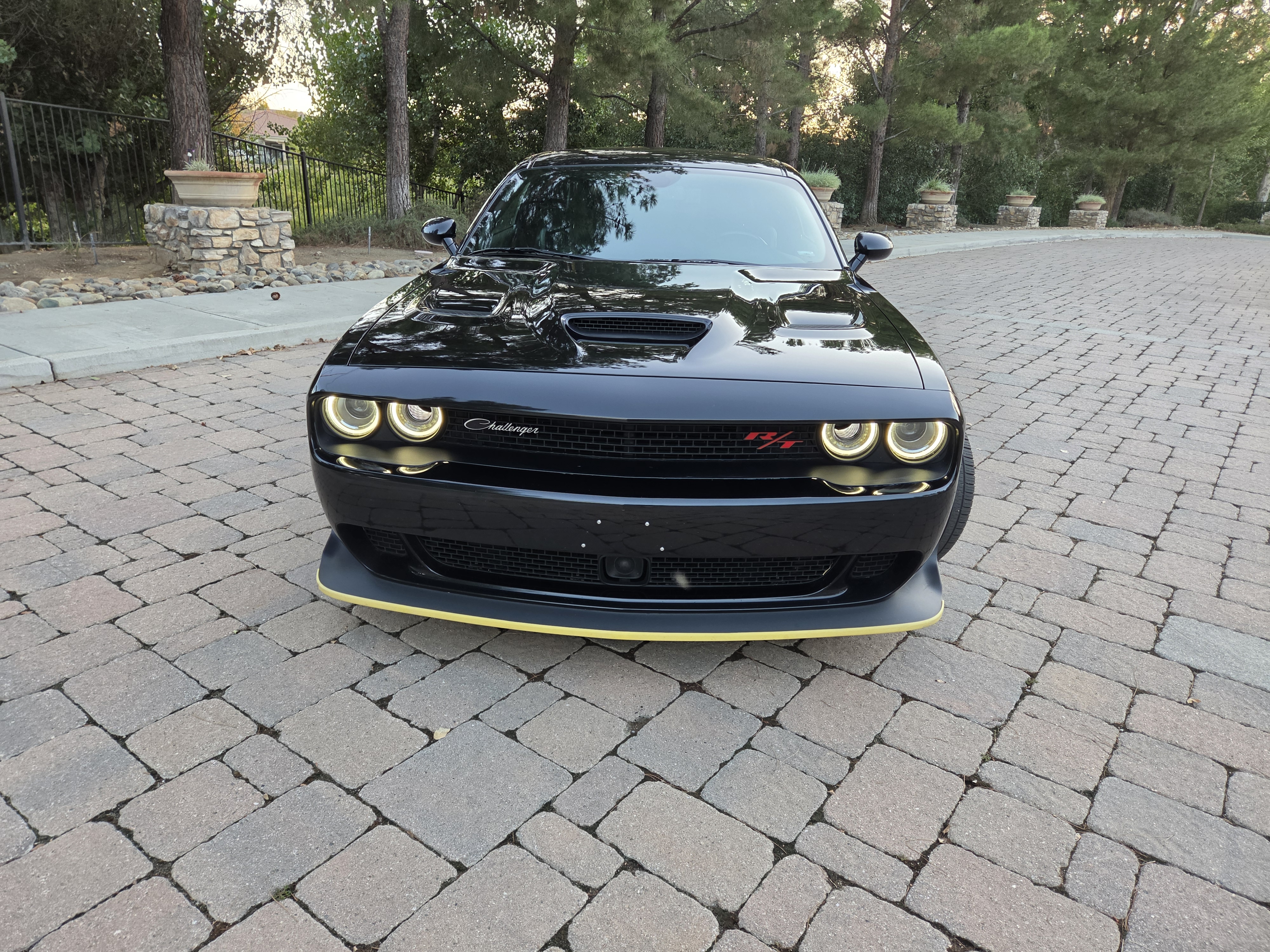 Used 2020 Dodge Challenger R/T Scat Pack RWD image 2