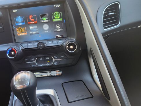 Used 2018 Chevrolet Corvette Grand Sport w/ Carbon Flash Badge Package image 16